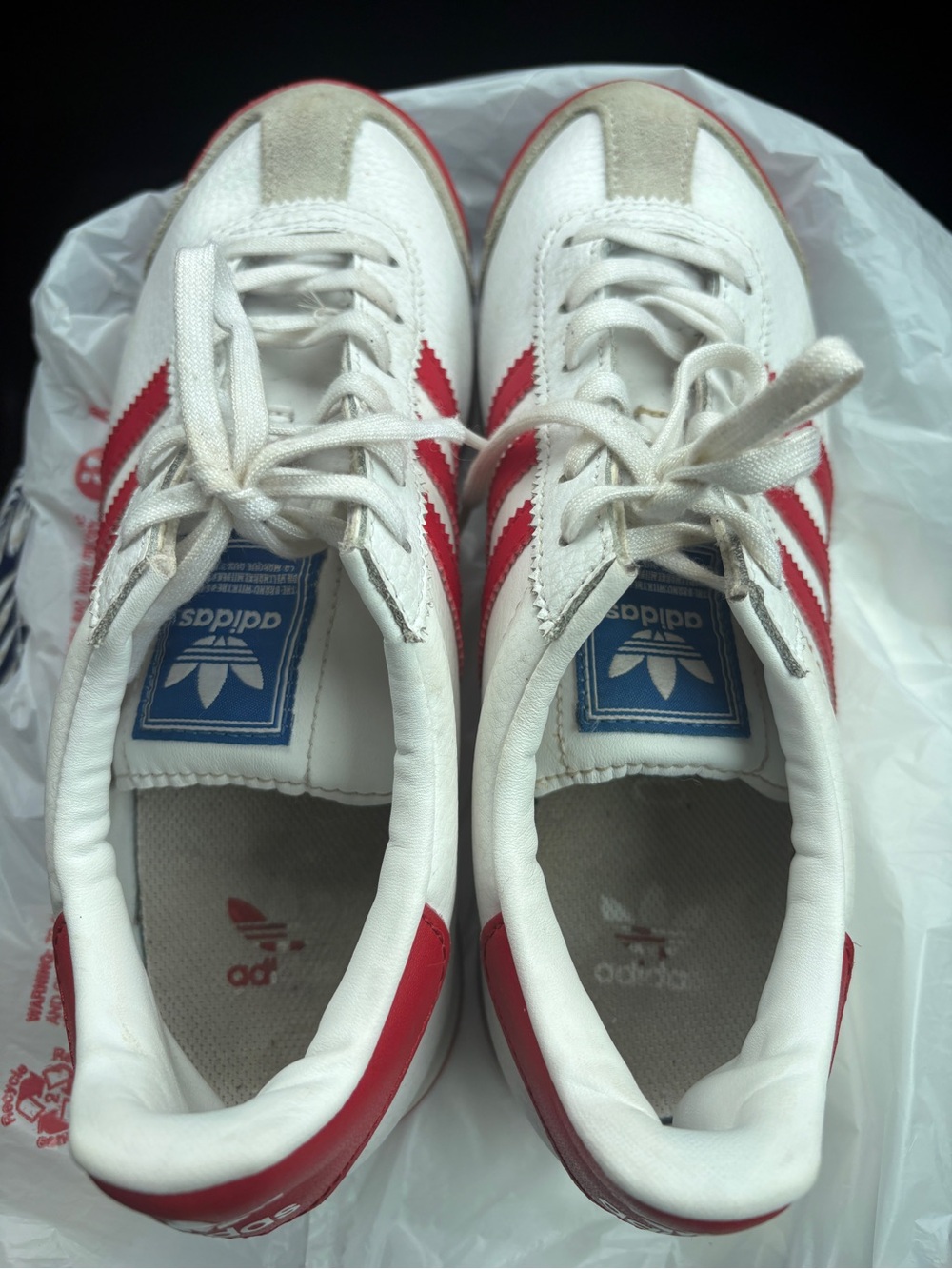 Adidas Samoa LeatherSneakers with Red Three Stripes Good Condition Womens Sz 5.5 - Picture 3 of 6